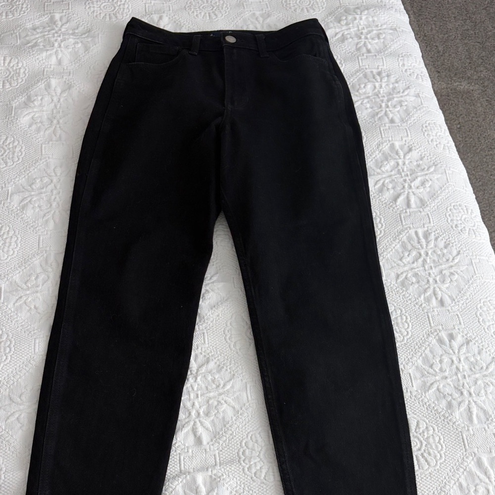 Hollister High Rise Black Mom Jeans